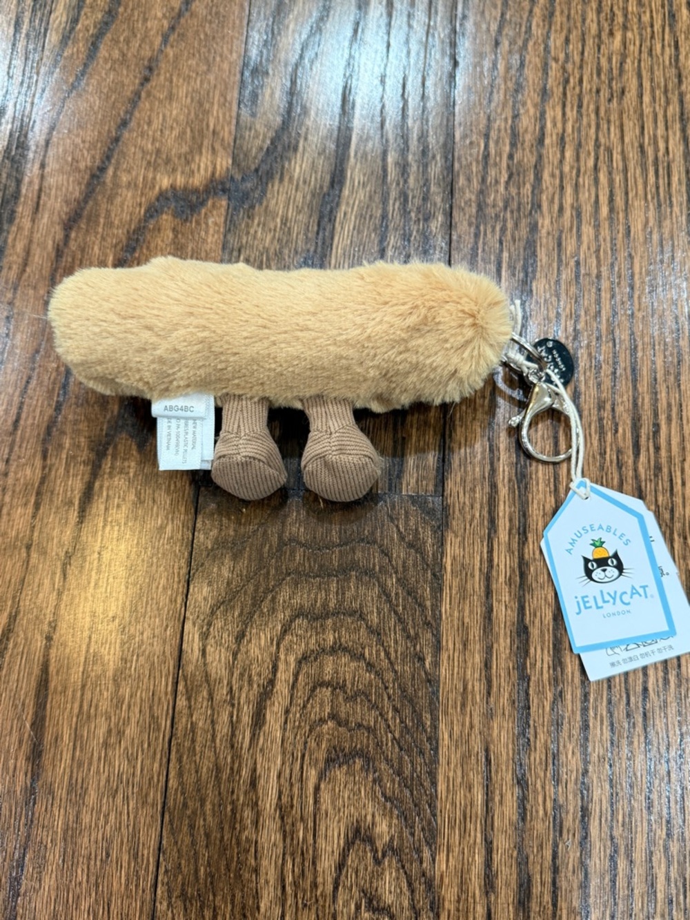 🧸 Jellycat Amuseables Baguette Bag Charm / Keychain 🥖 - Picture 4 of 5